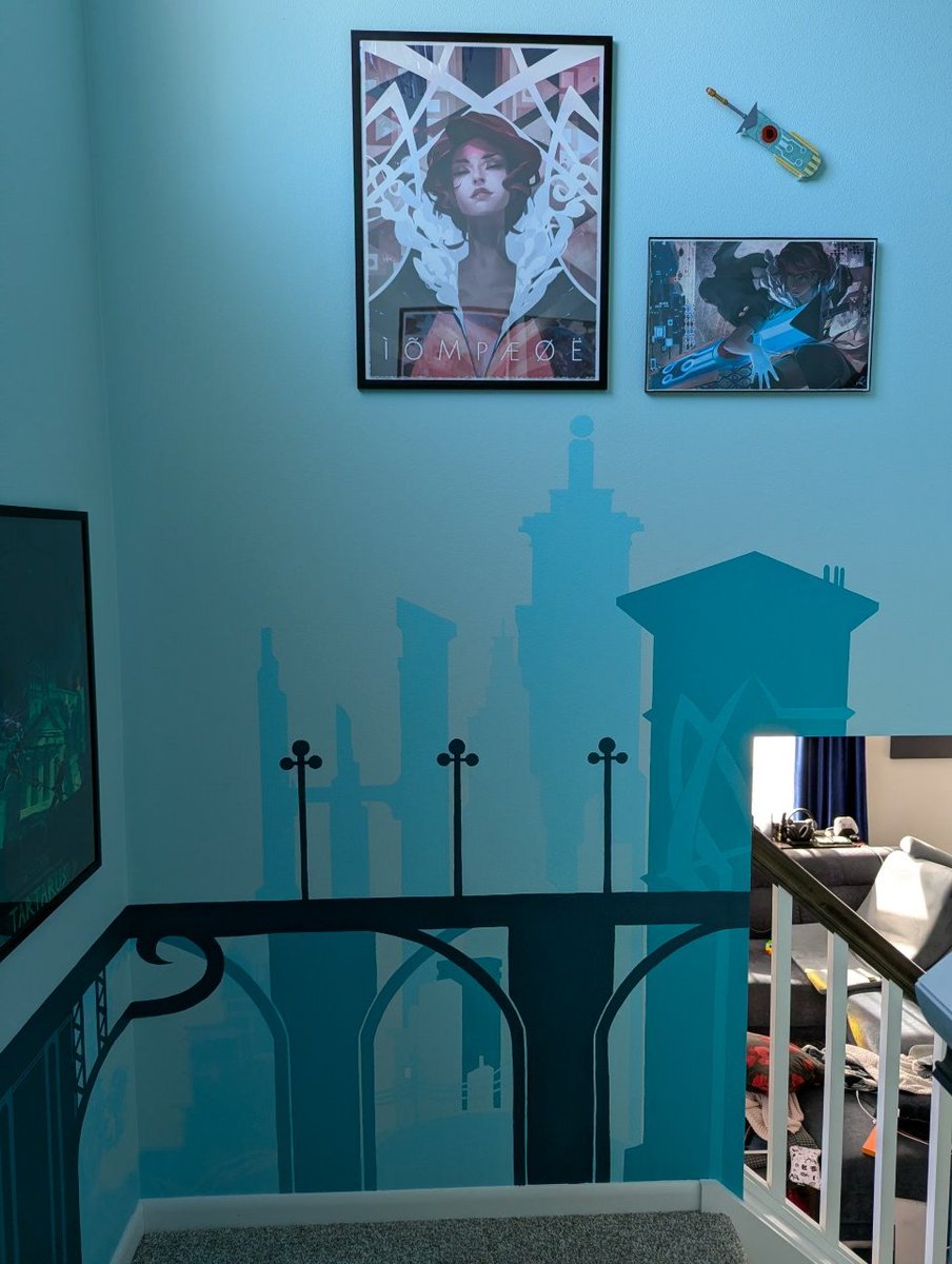 _shays_lounge_'s tweet image. Hey @SupergiantGames and @0jenzee0 I finally finished my SGG mural! Thank you for making such beautiful games/art- we took direct inspiration from each game to incorporate into each wall. A huge labor of love, but I&apos;m so happy with how it turned out. #HADES #Bastion #transistor
