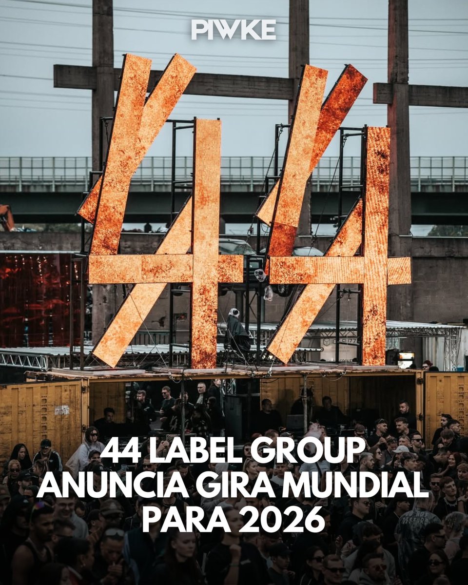 thepiwke's tweet photo. 🔥 44 Label Group anuncia gira mundial para 2026 🌍

Front Row, el festival del 44 Label Group, saldrá de gira por el mundo en 2026, llegando a ciudades como Berlín, São Paulo, Ciudad de México, Santiago de Chile, Bogotá, Lima y más. 💥

#44LabelGroup #FrontRow #ThePiwke https://t.co/xBrFajFCDc