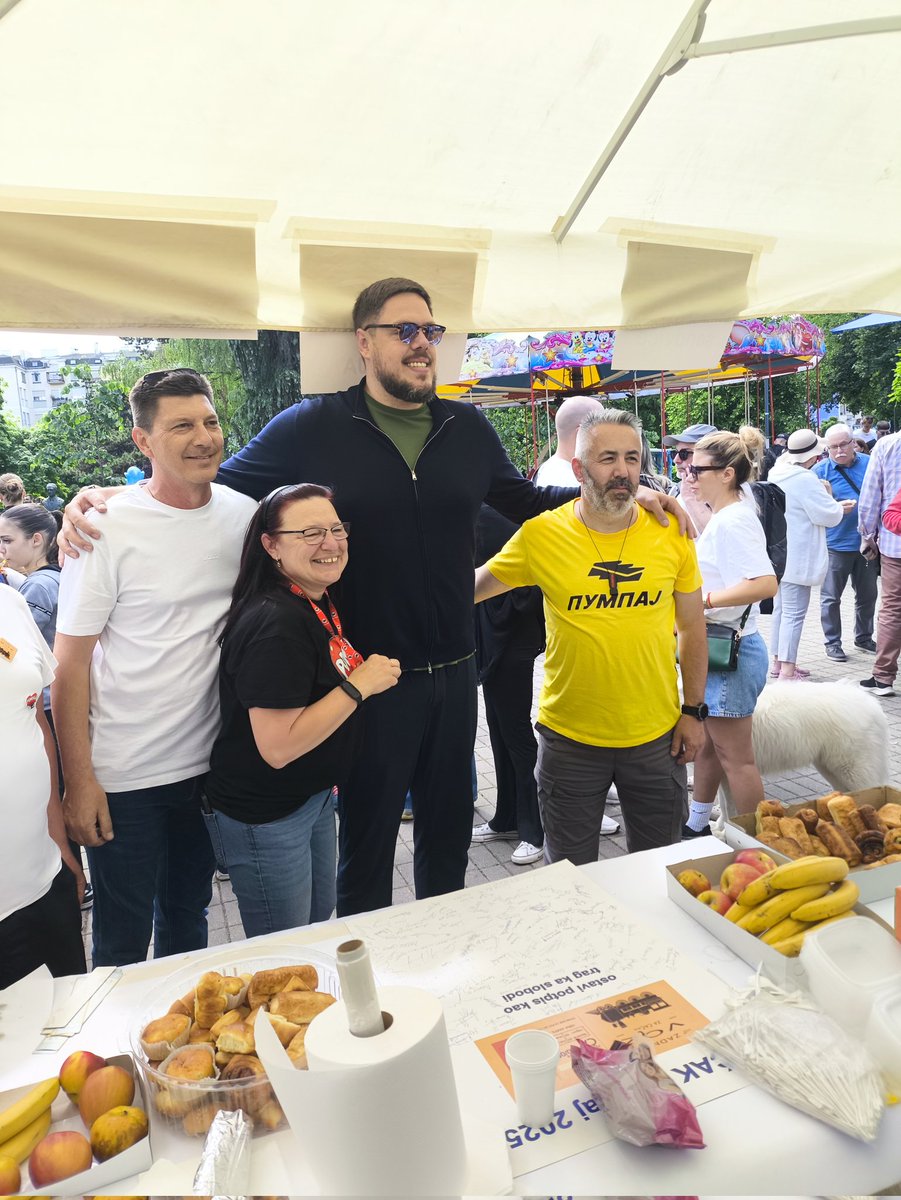 Подршка за брата <a href="/stimac15/">Vladimir Štimac</a> из Чачка!
Нека буде борба непрестана! 
<a href="/Deckyserbia/">Decky Freedom</a>