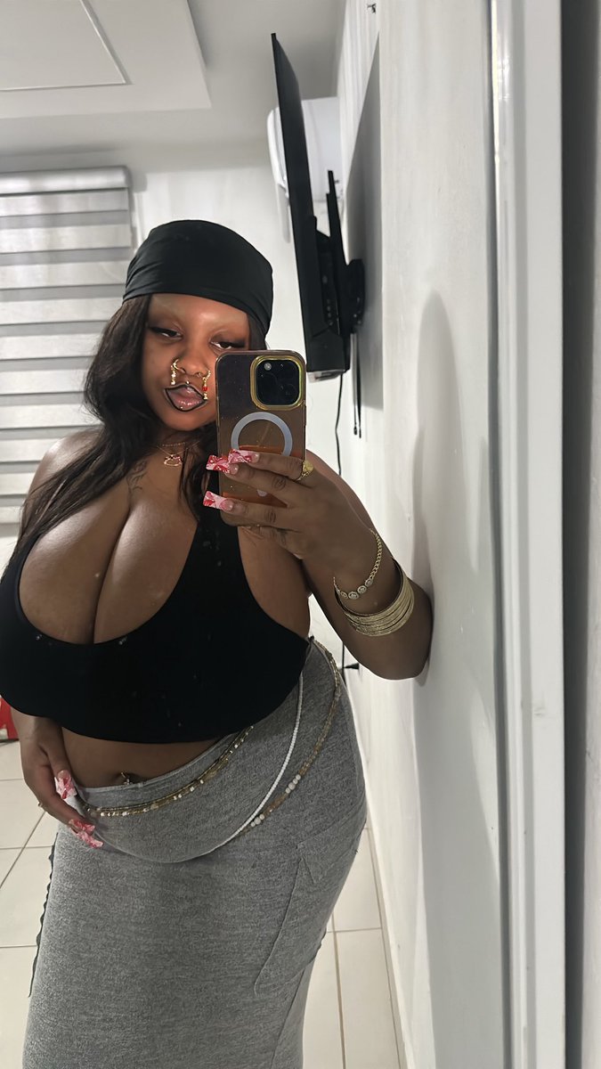 gaygoddess_a's tweet photo. https://t.co/J2lwgVGCxR