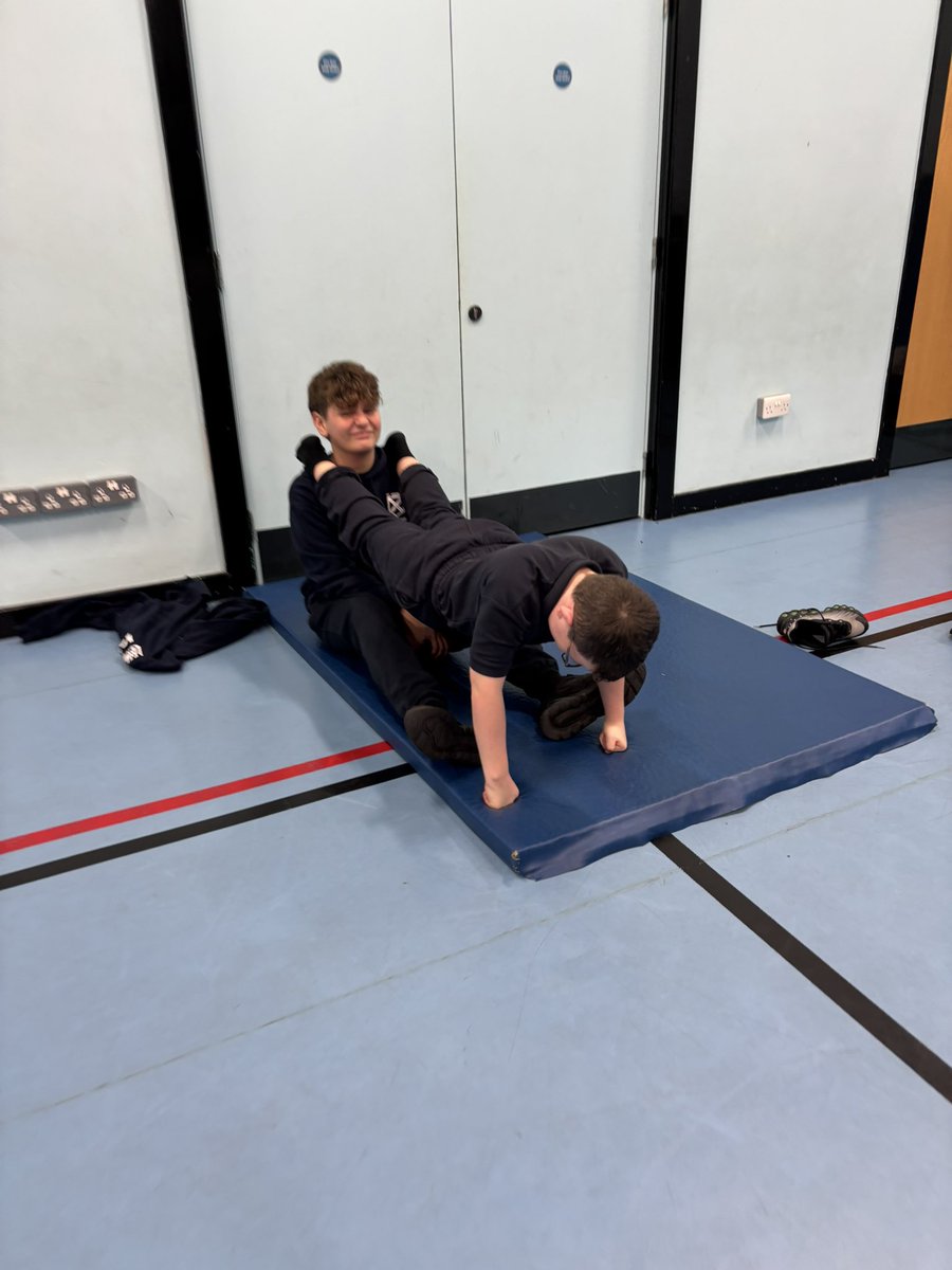 Practising our partner balances in P.E today! 

Lots of great communication skills on display 👏🏼✨