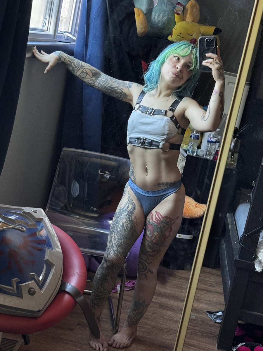 men over 30, would you date me?