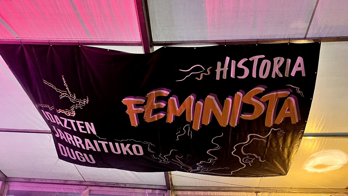 euskaldune_'s tweet photo. Zaldibar bihurtu deu 800 gazte feministon elkargune.
Zaldibar bihurtu deu borroka ta gozamena uztartzeko leku.
Zaldibar bihurtu deu Euskal Herriko lubaki feminista! https://t.co/XgChUaAxp4