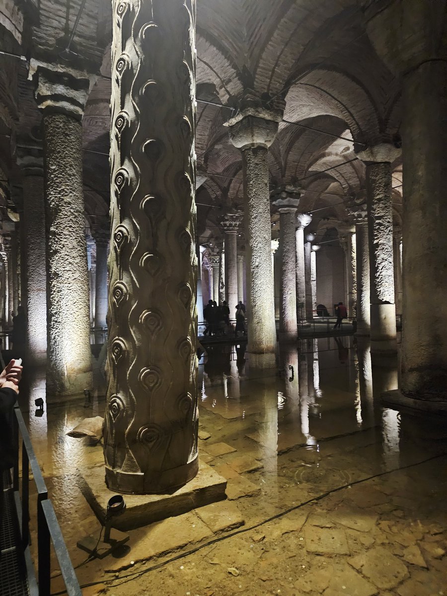 "...Gözlerin İstanbul oluyor birden"
#İstanbul