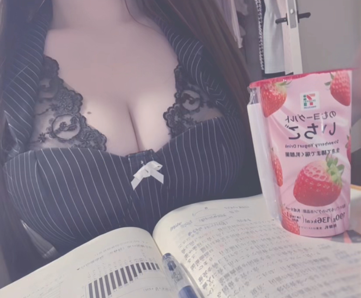 3連休ちゃんと勉強してたので褒めてください……🥺
#いいねでDM