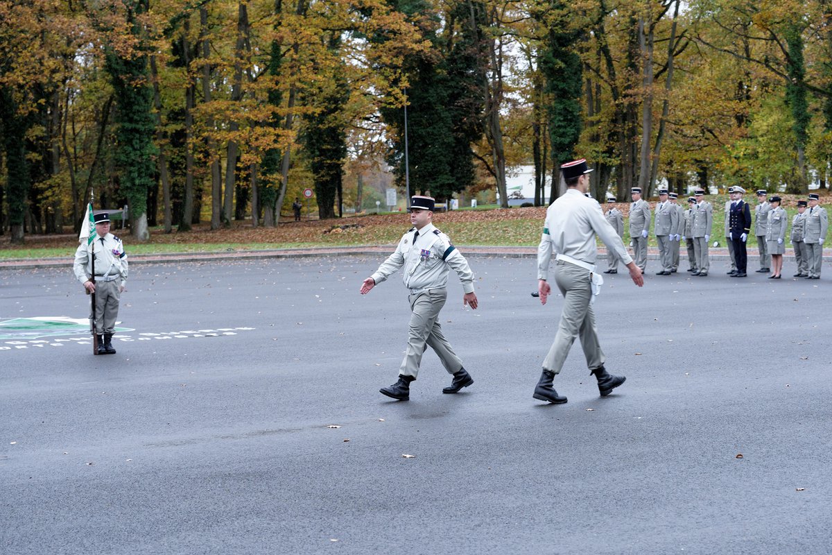121e régiment du Train tweet media