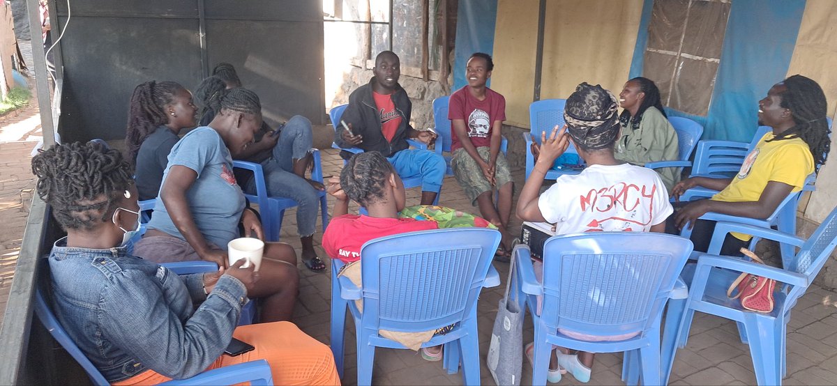 ACTION-REFLECTION-ACTION🎭
As it is our norm, today we reflected on the last performances and Activities we've had.we held a moment of collective criticism and also discussed on future performances and activities. Such kind of collective reflection strengthens and unite us.