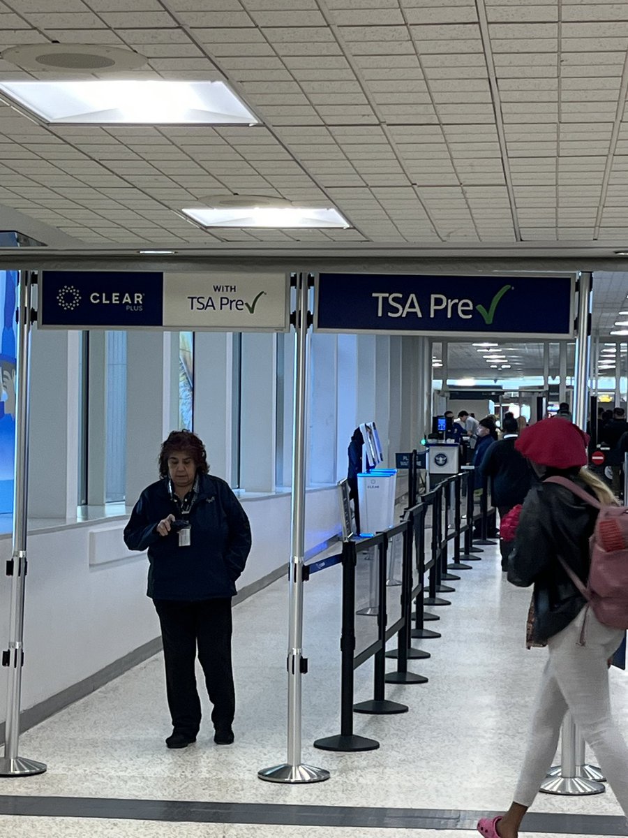 iah's tweet image. Another FAQ: Are TSA PreCheck and CLEAR available right now? ✅ Yes, both are available at Terminal A and Terminal E security checkpoints. 

REMINDER: Due to the govt shutdown, only TSA checkpoints in Terminals A and E are open. Wait times may exceed 3 hours — ARRIVE EARLY!