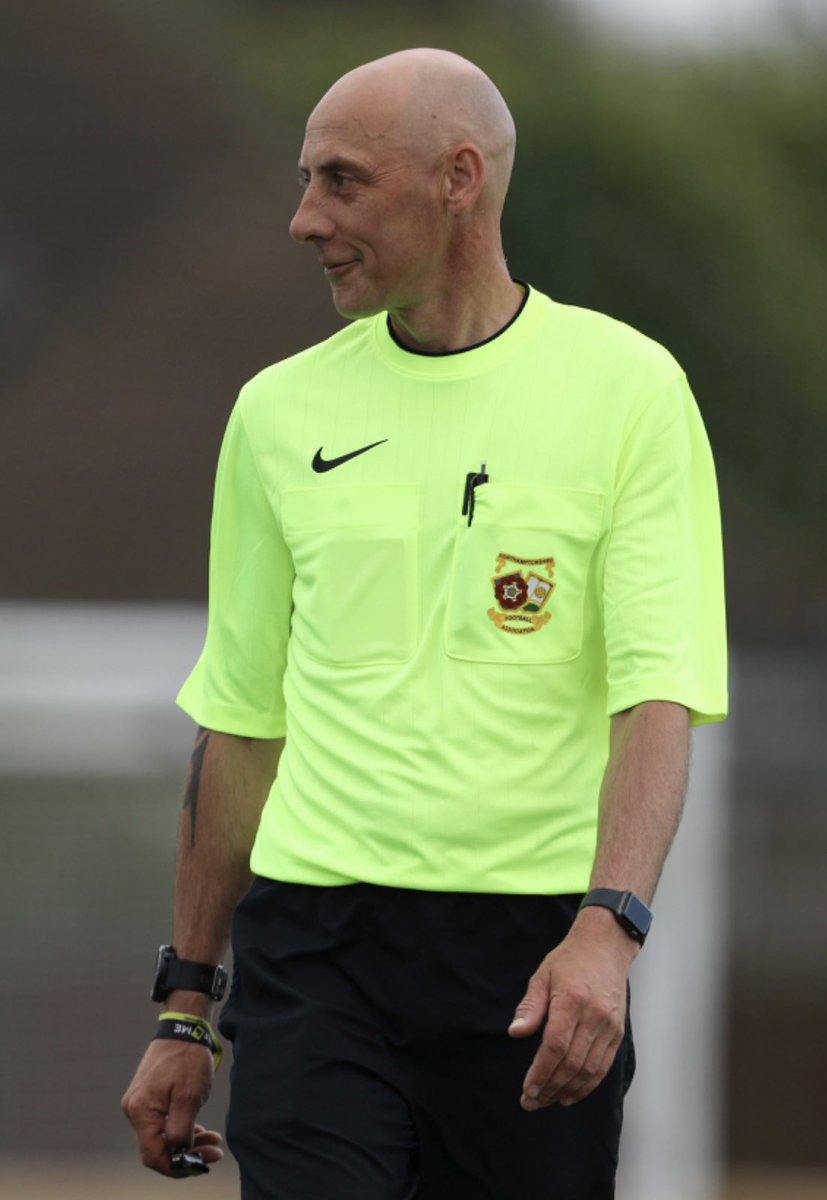 TheGolfingRef's tweet image. 34  years qualified as a referee now!! 
Passed my course at 16 (Had couple years out of the game coaching/playing) but at least 25 years service now!! #referee #refsupport @refsupportuk @TheRefStop @refsix 

Cue the “shit ref” comments 🤣