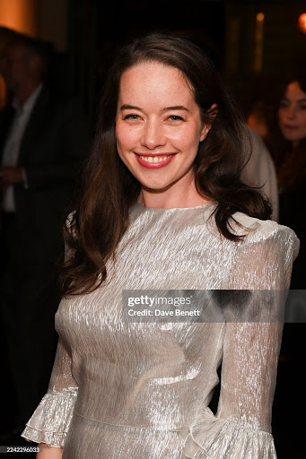 nprincess_utube's tweet photo. These new pictures of Annaaa 🥹 She's sooo pretty 💜 I love this dress on her, it's lovely and she looks gorgeous in it 🫶 Always happy to see new photos of our beloved Queen Susan 🥰 #AnnaPopplewell #SusanPevensie #Narnia #ChroniclesOfNarnia #QueenSusanTheGentle https://t.co/3mqAfNnun9