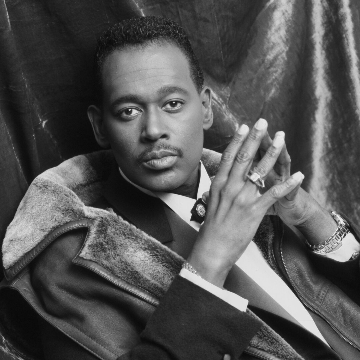 luthervandross's tweet image. There is no one else like him 💜