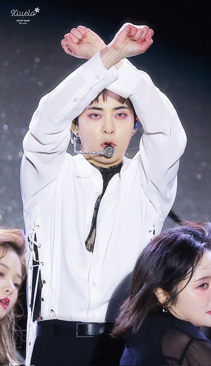 251031 구미금오공

제가 시우쨩 족쇠채운거 같아요
#시우민 #xiumin #金珉錫 #シウミン