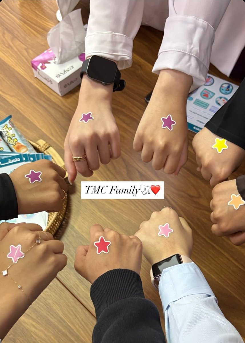 DrH_975's tweet photo. لقاء قادة نادي طيبة الطبي بفرع ينبع 🩵🤍
#TMC_Family 
#حيث_تلتقي_الصحة_بالشغف_والابداع https://t.co/d2zOGyh7UY