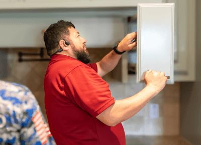 Friends since fifth grade, Nelson Martinez and Joe Robledo combined their painting and construction expertise to establish Armored Painting. The business is known for what the owners learned while serving in the military: attention to detail. valleybusinessreport.com/industry/profe…