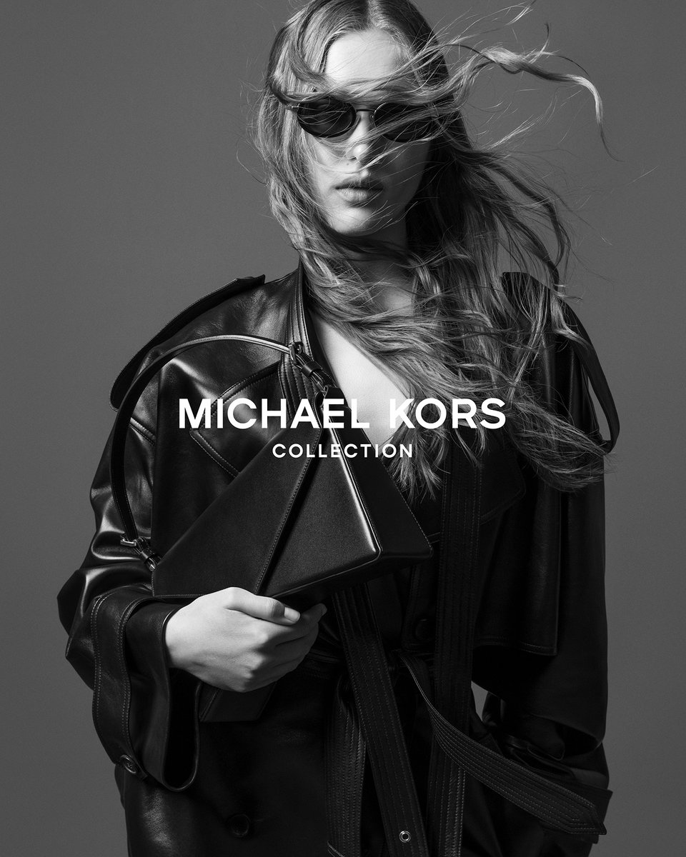 Effortless ease. Discover the Fall/Winter 2025 Michael Kors Collection campaign, featuring model Angelina Kendall, photography by Inez van Lamsweerde and Vinoodh Matadin, and styling by Carlos Nazario.

#MichaelKorsCollection

For inquiries or to make a purchase, please visit our