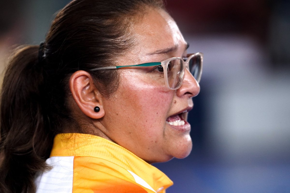 Campeonas de principio a fin 💛❤️✨
El equipo femenino prejuvenil de fútbol sala del colegio IED María Currea Manrique de Ciudad Bolívar, integrante del semillero JEC, brilló en los #Intercolegiados2025 tras una actuación impecable en Palmira ⚽️🔥

Con un rendimiento perfecto