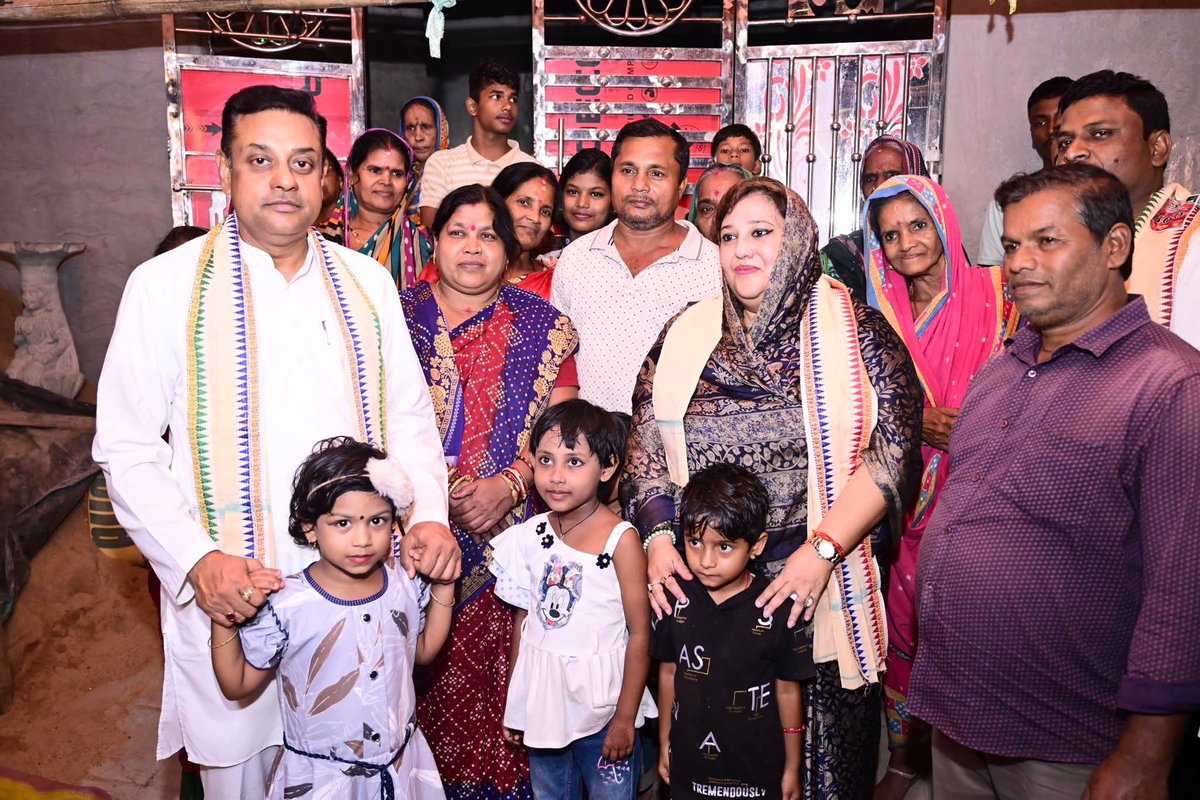 fanofsambit's tweet photo. ଲାଠିପଡ଼ାବାସୀ କରିଥିବା ଭବ୍ୟ ସ୍ୱାଗତ ସମ୍ବର୍ଦ୍ଧନା ପାଇଁ ହୃଦୟରୁ ଧନ୍ୟବାଦ l

@sambitswaraj https://t.co/QxtBq7Gd7D