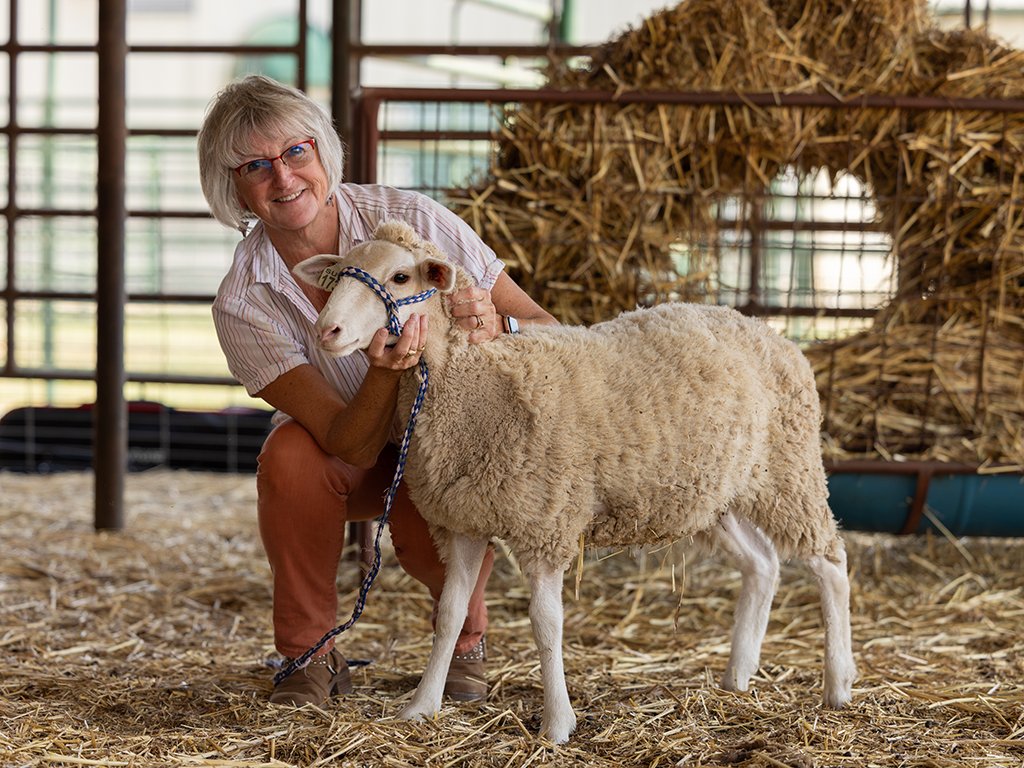 After Drs. Dana Gaddy and Larry Suva discovered their granddaughter had a rare genetic disorder, hypophosphatasia, they dedicated a research project to better understanding the condition and, hopefully, finding new treatments. #TAMUVetMed

More: bit.ly/42x7Jff