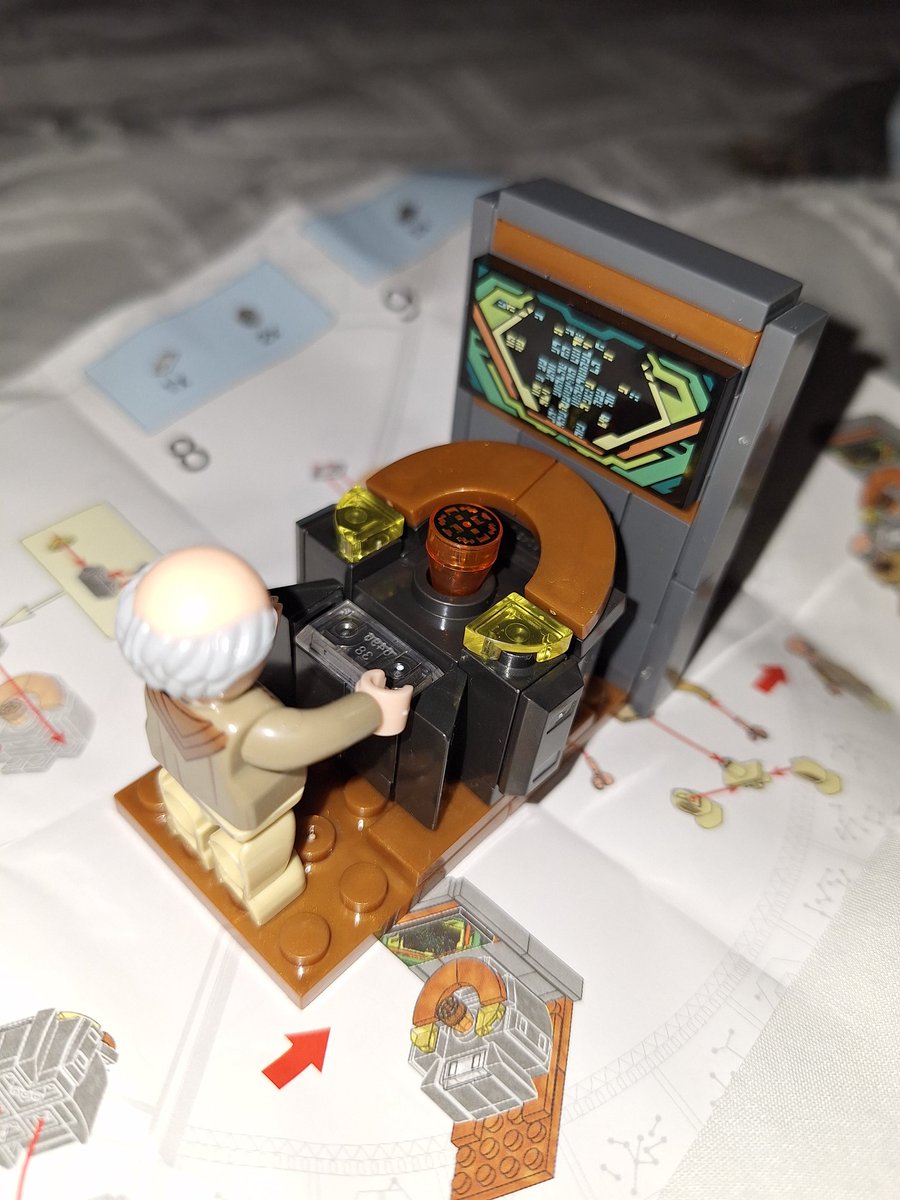 Jour 3 du #CalendrierDeLavent #BlueBrixx
Une silhouette connue émerge de la cité d’Atlantis… Oberoth. 🤖
Les Asurans sont de retour !
#Stargate #Atlantis #SGA