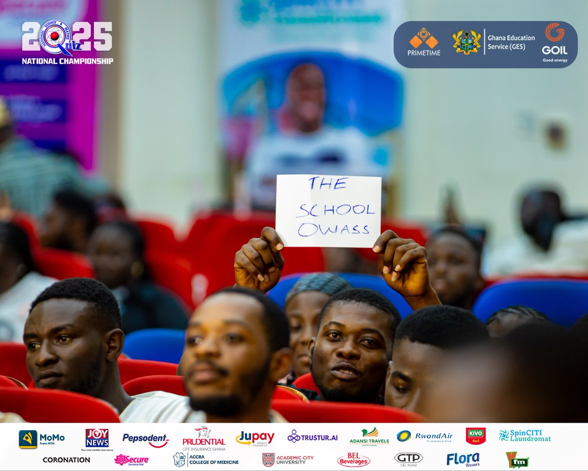 NSMQGhana's tweet image. End of Round 4:

Opoku Ware School: 42pts
Achimota School: 27pts
St. Peter’s SHS: 07pts

Next is the @GOIL_Official Riddle Bonanza.

#NSMQ2025 #NSMQSemis #Primetime