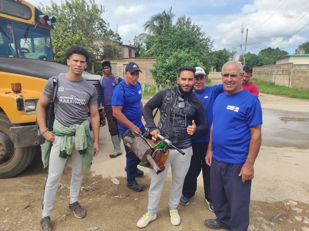 prosacuba's tweet image. Equipo #PROSA en La Henequenera, Sáez y 30 nuestra zona de hoy, los objetivos: 
✅Eliminación de Criaderos
✅Romper el Ciclo de Transmisión
✅La Protección Colectiva

Porque la salud de la comunidad es una responsabilidad compartida. #ContraElMosquito #TodosUnidos ✊