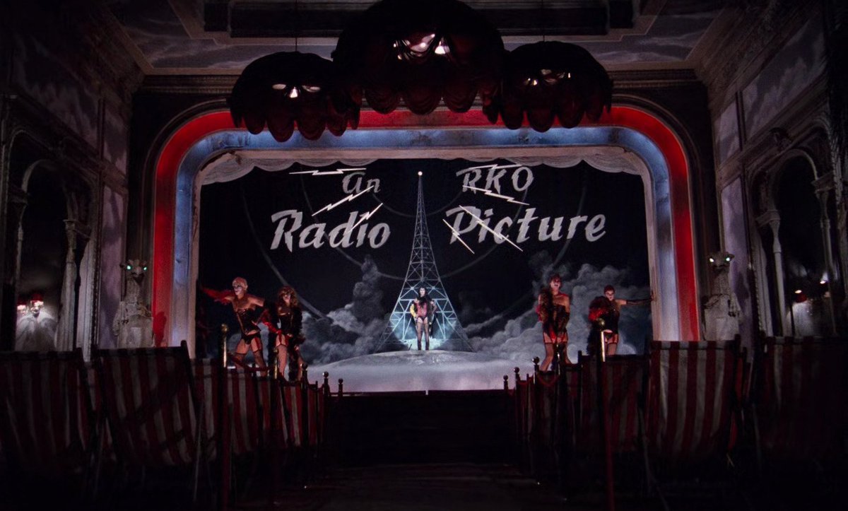 TheCinesthetic's tweet photo. the rocky horror picture show (1975) dir. jim sharman https://t.co/v1CbrRZ1Y9