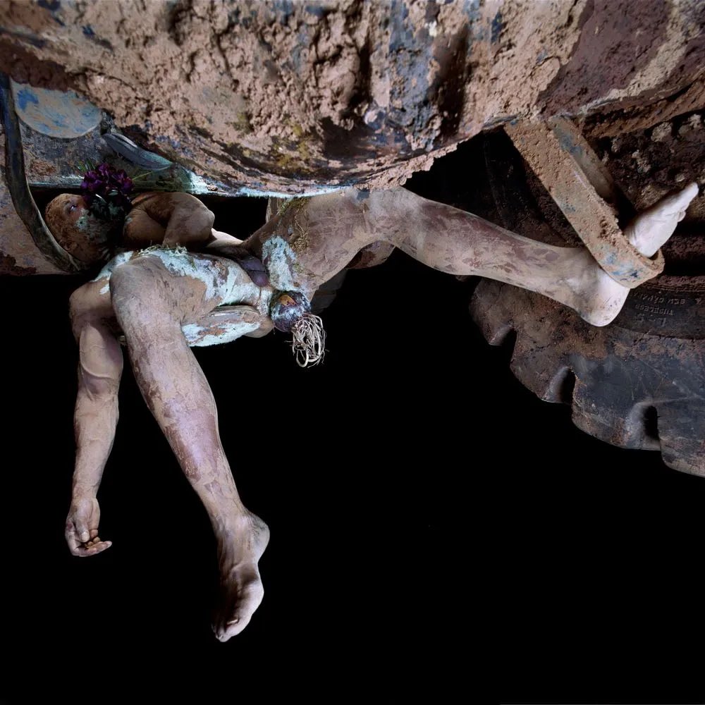 mudled's tweet image. Hoist// Matthew Barney