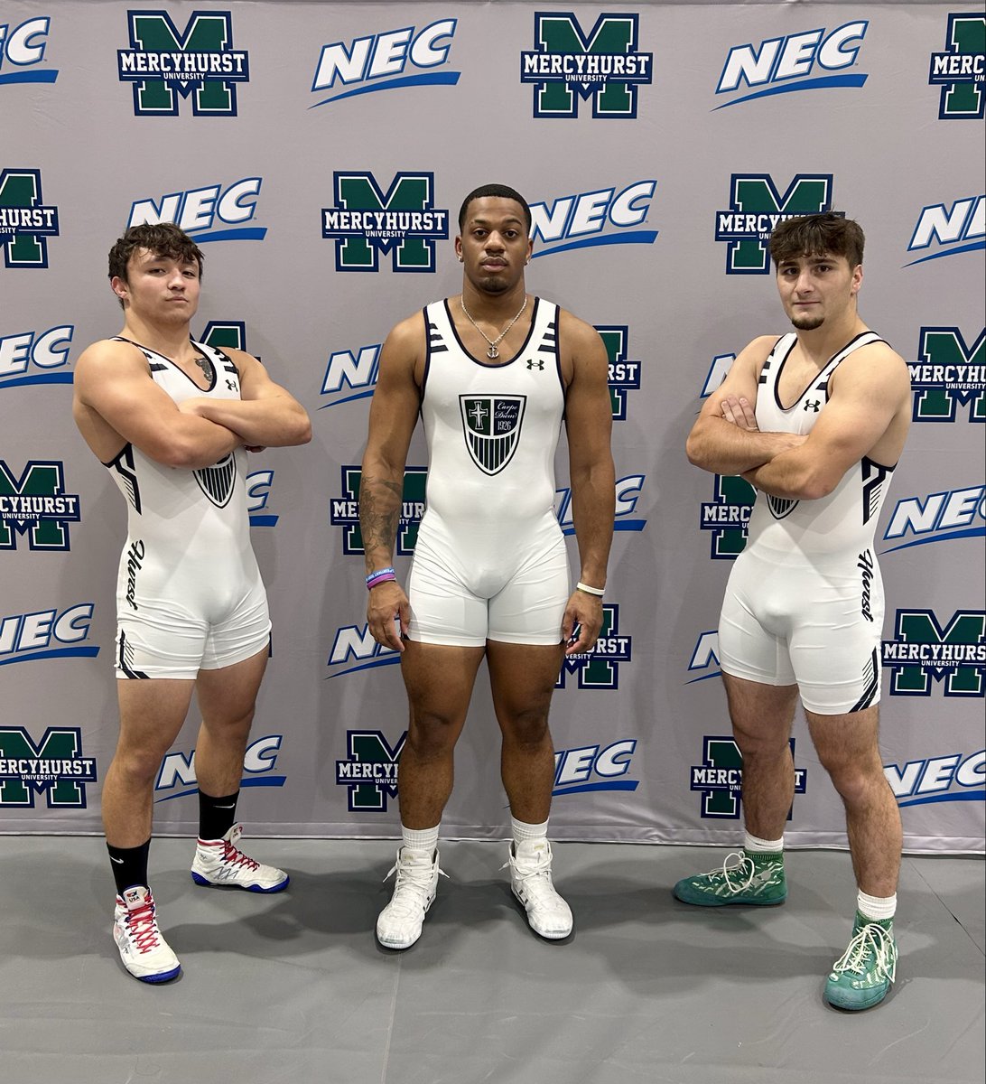 Hurst_Wrestling's tweet image. New division, new singlet, same goals 🥇#CarpeD1em