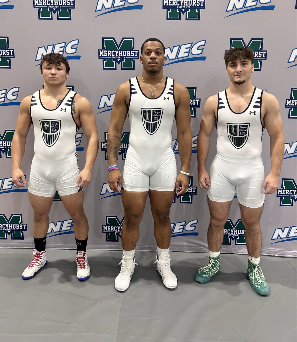 Hurst_Wrestling's tweet image. New division, new singlet, same goals 🥇#CarpeD1em