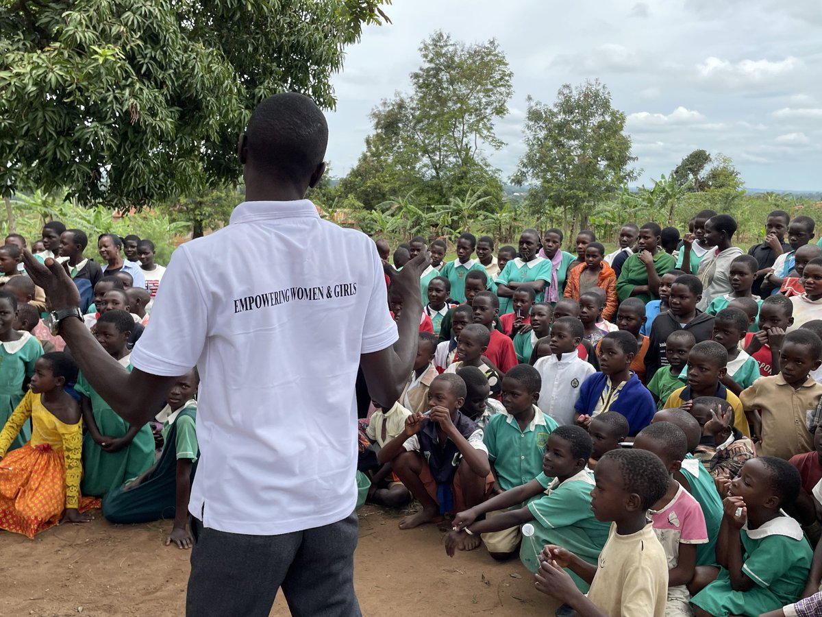 GHI_Network's tweet image. Our Building Champions program teaches participants to be advocates for gender equality &amp;amp; stand up against GBV. We mostly equip girls with confidence, assertiveness &amp;amp; self-esteem to create a brighter, more equal future #BuildingChampions #GenderEquality #EndGBV #GHI-Network