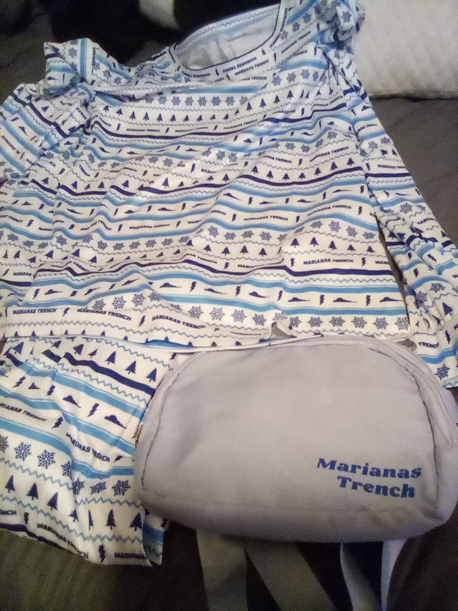 macd1982's tweet image. The mail was good to me today. Thanks for making cool merch items, @mtrench !