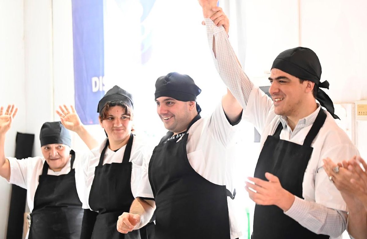 #Luján | Encuentro de la COPRODIS

En representación del Ministerio de Trabajo, la directora de Análisis y Promoción del Empleo, <a href="/sabriparedessec/">Sabrina Paredes</a>, participó de la 3° Asamblea de la Comisión Provincial de Discapacidad (COPRODIS).