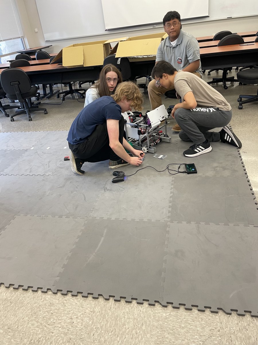 SouthWarrenHS's tweet photo. Rank Update! South Warren High School FTC Robotics is officially ranked 8th in the Kentucky West League after a successful meet in Bowling Green! 📷
We're proud of our team's progress!
#FTC #Robotics #SouthWarrenRobotics #KYSTEM https://t.co/iKZCQsml2E