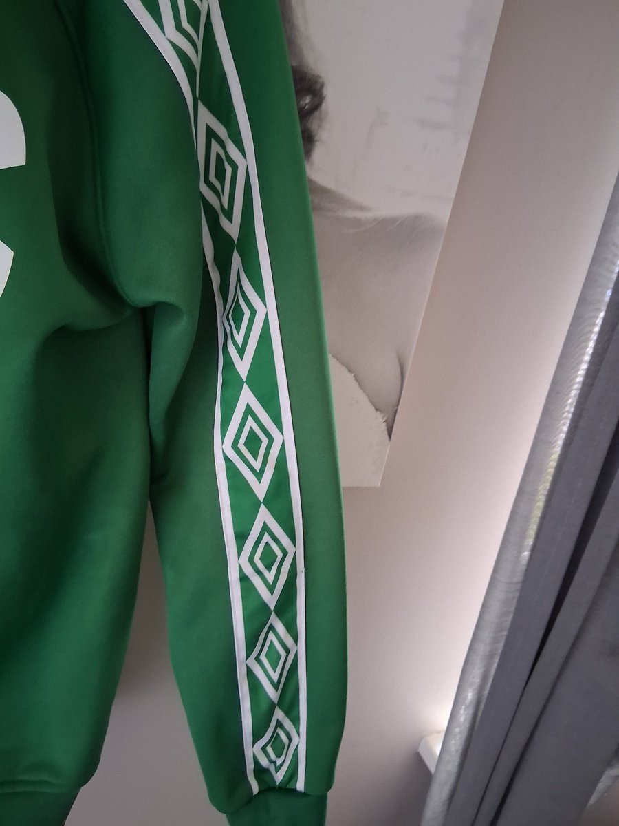 Thomas Leckie tweet media