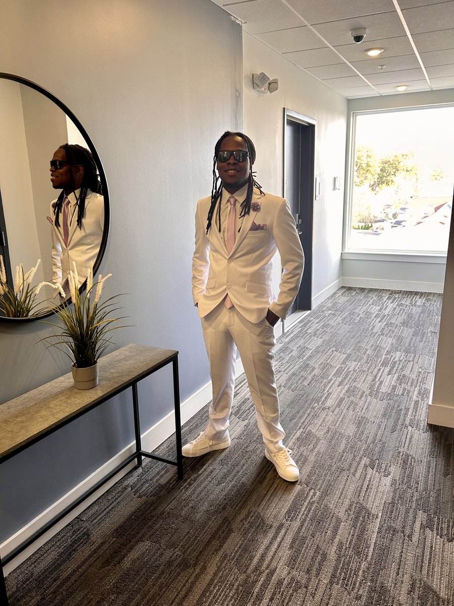 Devin Cruise tweet media