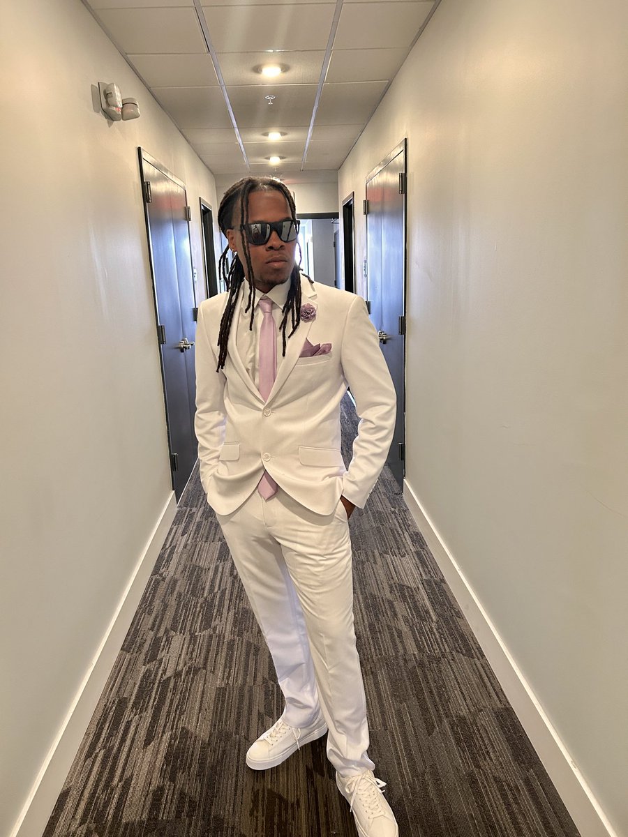 Devin Cruise tweet media