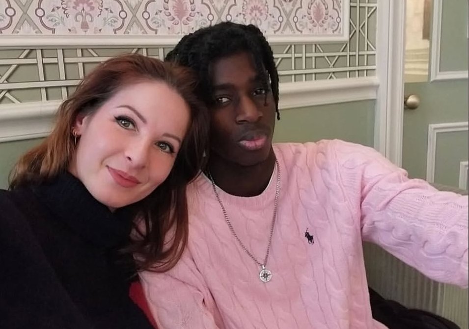 En France, y a des minutes de silence, des émeutes, pour des Nahel qui auraient pu renverser Kamilya ou Mathis..

Mais pour les Kamilya et les Mathis.. Rien. Une petite marche blanche et on passe à autres choses.

La racaille tue, la police sauve des vies.
#Facealinfo