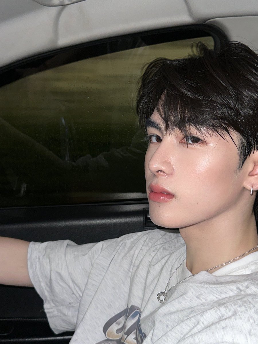 mera (@merraaps) on Twitter photo 