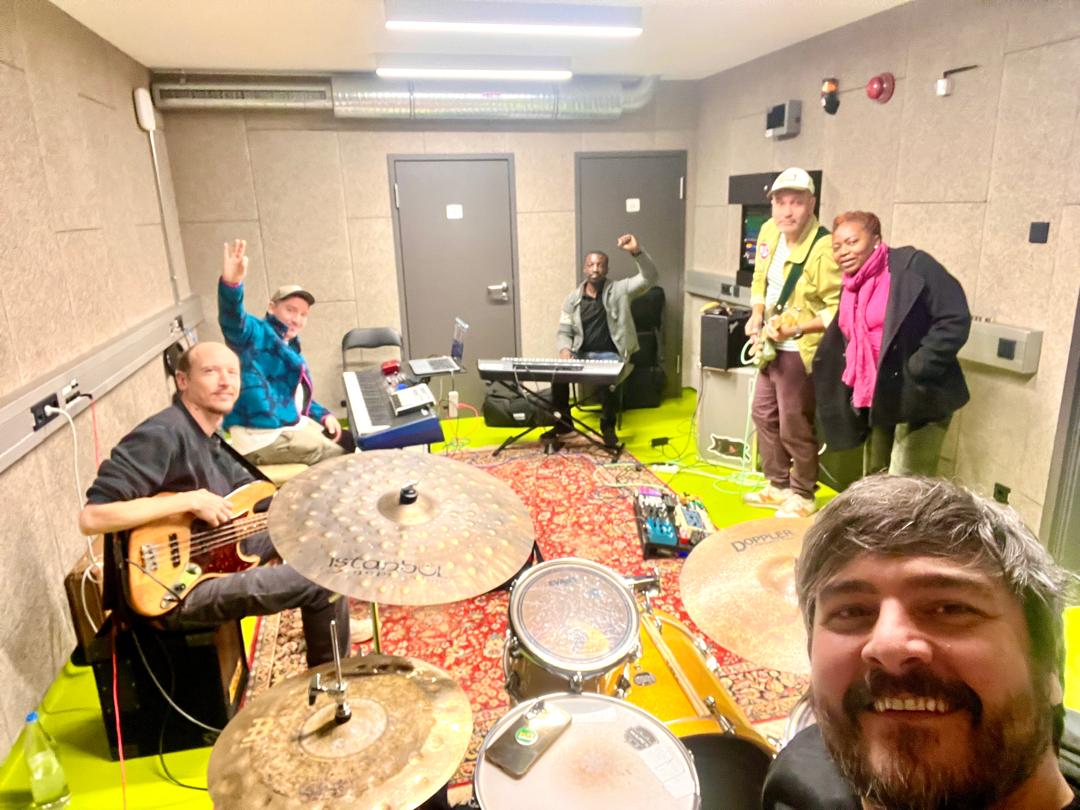 HembadoonMusic's tweet image. This project is my story of gratitude, pain, struggles, resilience, small wins, big wins, focus, self-motivation and resolution! I will tell this story one song at a "time", for now, let me introduce myself...

And I am so proud of the work that has gone into the making.