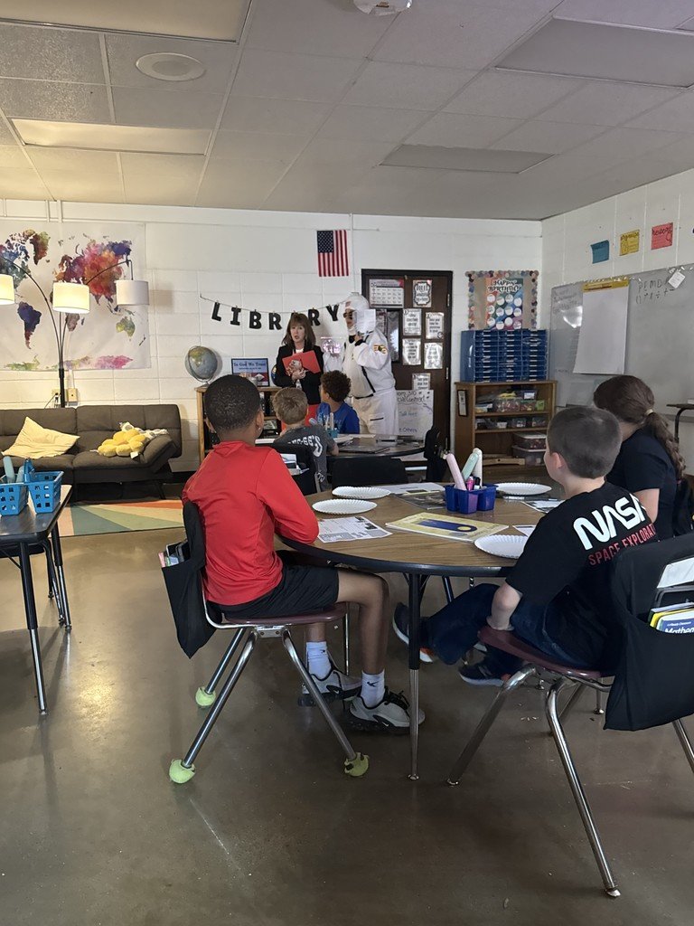 BeebeElementary's tweet image. A visit from an &quot;Astronaut&quot; to kick off the new Wit and Wisdom module, to making pretend Bees for a science experiment to show how pollen is transferred from flower to flower!! The second 9 weeks is off to a great start in Mrs. Hardbarger&apos;s class!! 🚀👩‍🚀