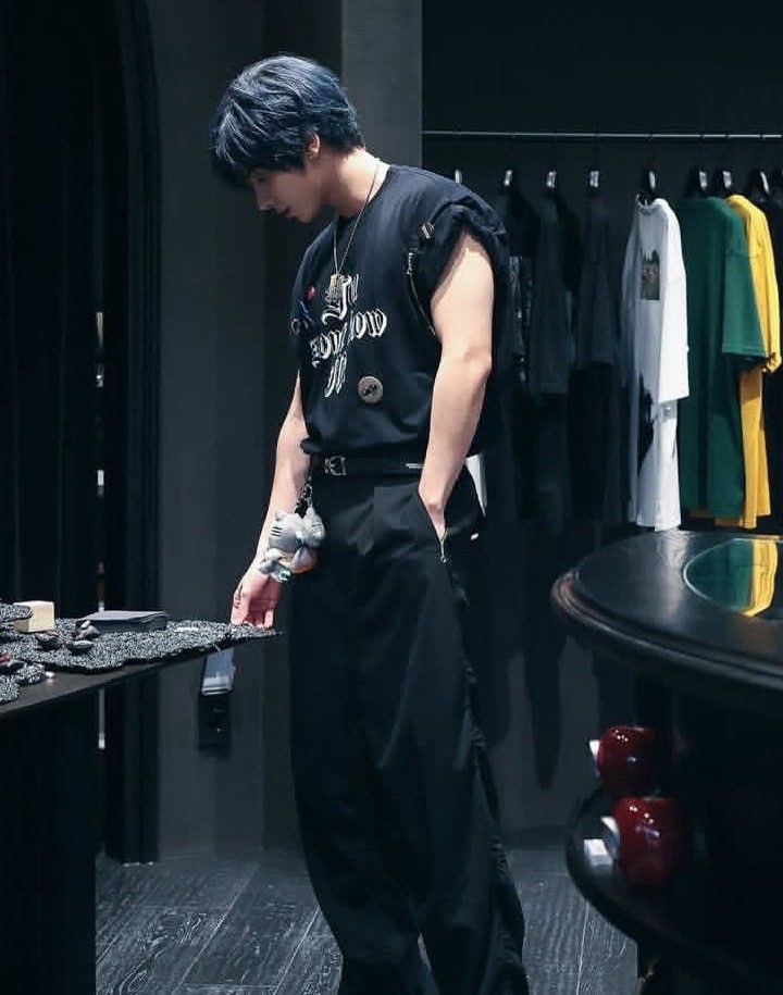 we never did FULLY appreciate this outfit on him