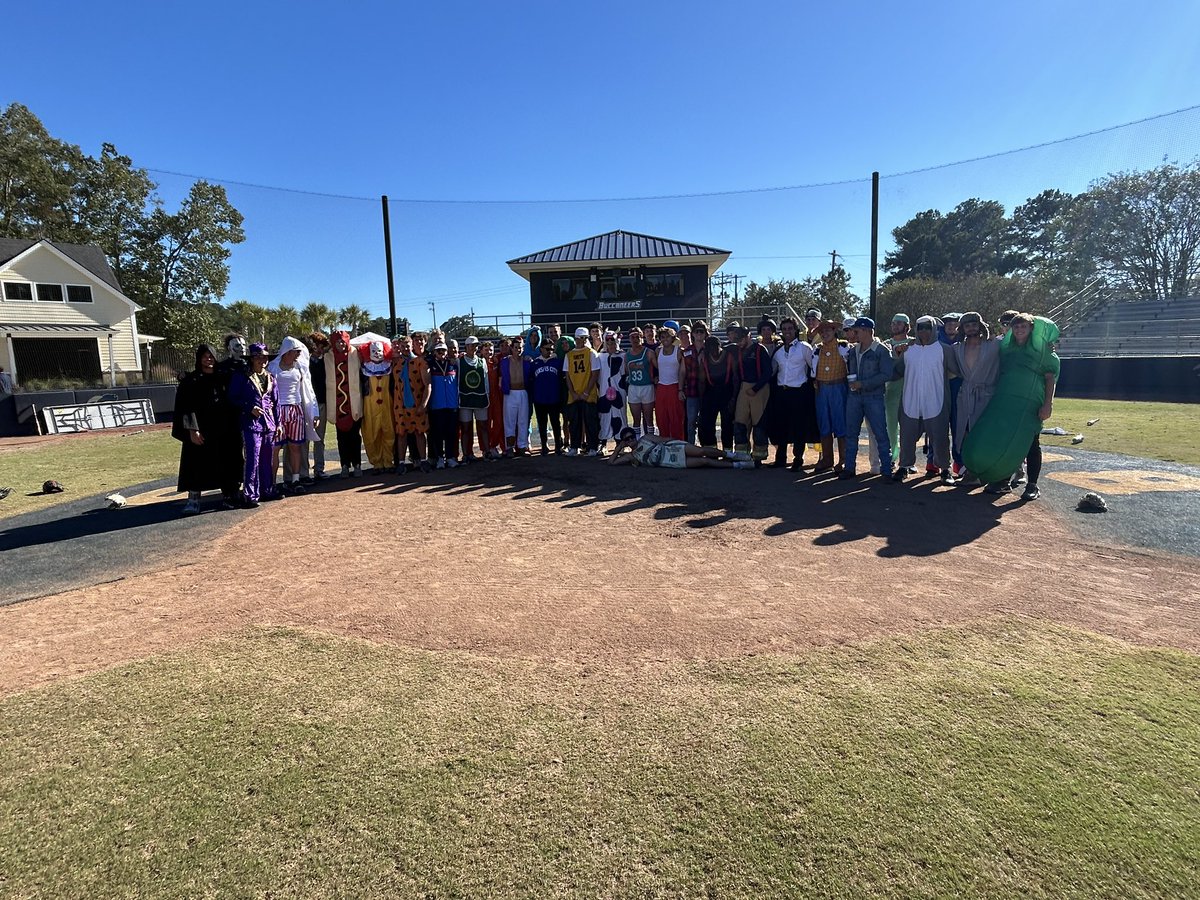 CSU_BucBaseball's tweet image. Have to love our annual Halloween costume practice! 🏴‍☠️

Check out some of what our guys wore to it this past Friday 🎃