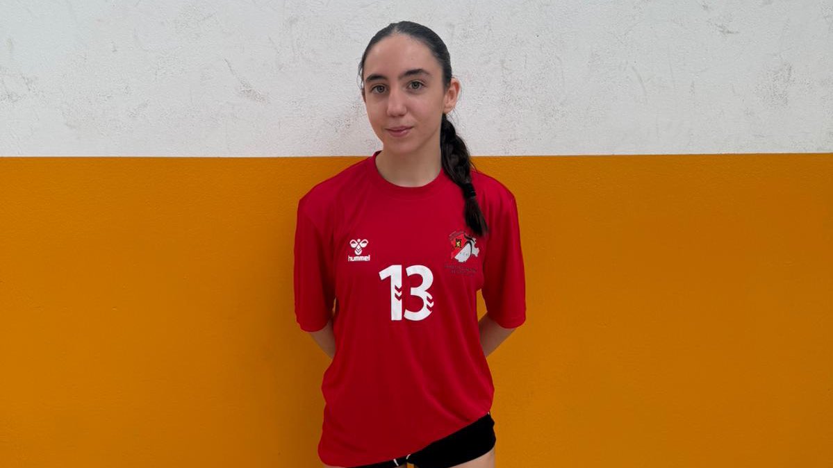 🐣 𝗖𝗔𝗡𝗧𝗘𝗥𝗔 | Cinco representantes de la base, presentes en la concentración de la @fcylbm.

🔜 <a href="/ruSa_7/">Sara López Martín</a> (seleccionadora), Hugo Esteban, Miguel Blanco, Alejandro de Diego y Alba Pascual han formado parte de los combinados que se han medido a Navarra.

#LaBaseVDA