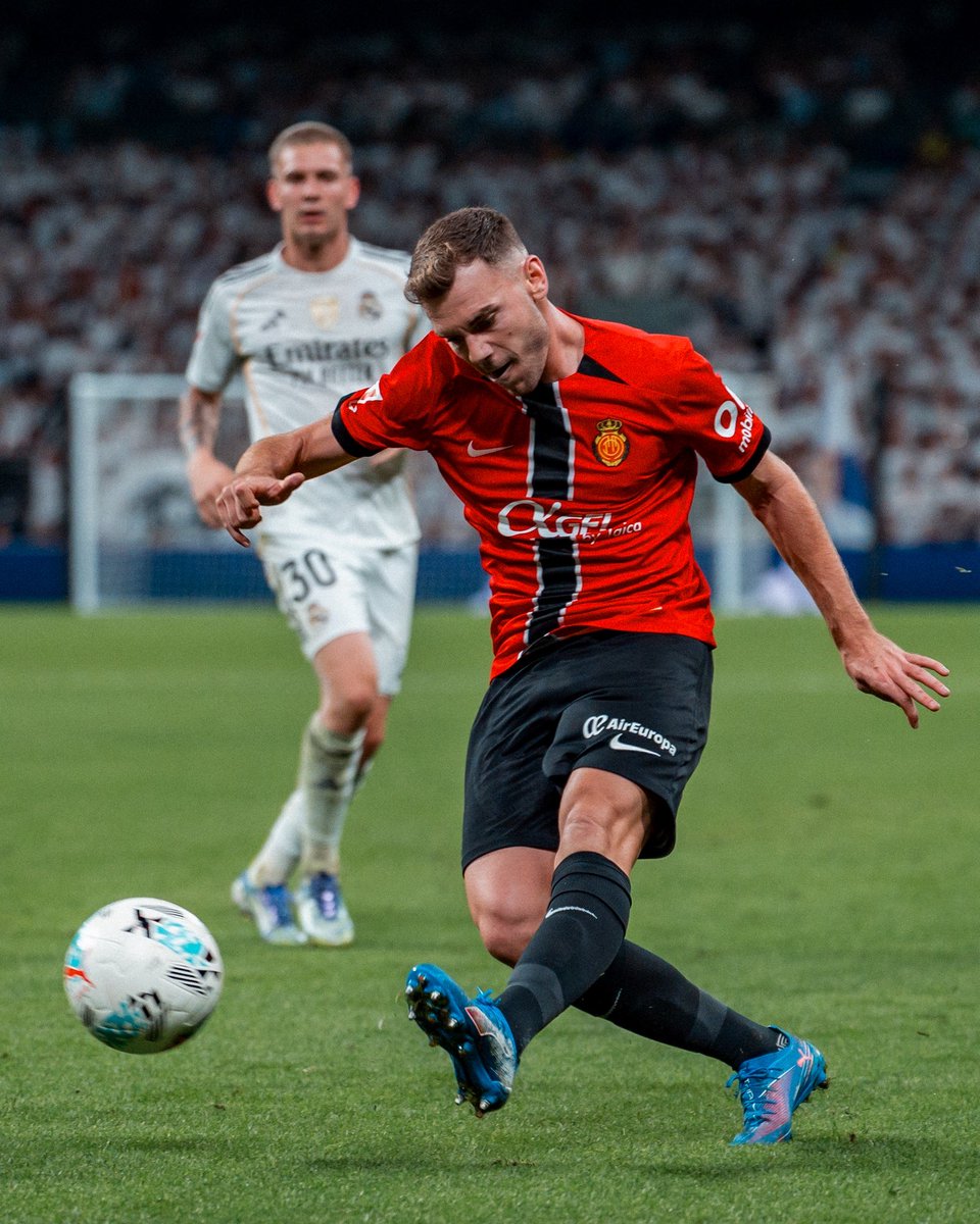 lazonadiez's tweet image. 🎙️ Informa @JUANMISB97 👇

🔴 La lesión de Toni Lato en el bíceps femoral de su pierna izquierda es importante 

⚽️ El lateral estará cerca de dos meses de baja 

📻 @fibwiradio