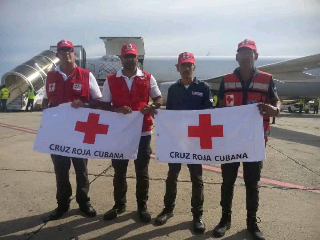 jagan_chapagain's tweet image. A charter flight from the @IFRC landed in Santiago de Cuba on Sunday, 2 November, carrying the first 20 tons of humanitarian aid for people affected by Hurricane Melissa. The cargo includes kitchen, hygiene, and bedding kits, blankets, mosquito nets, solar lamps, shelter tools…