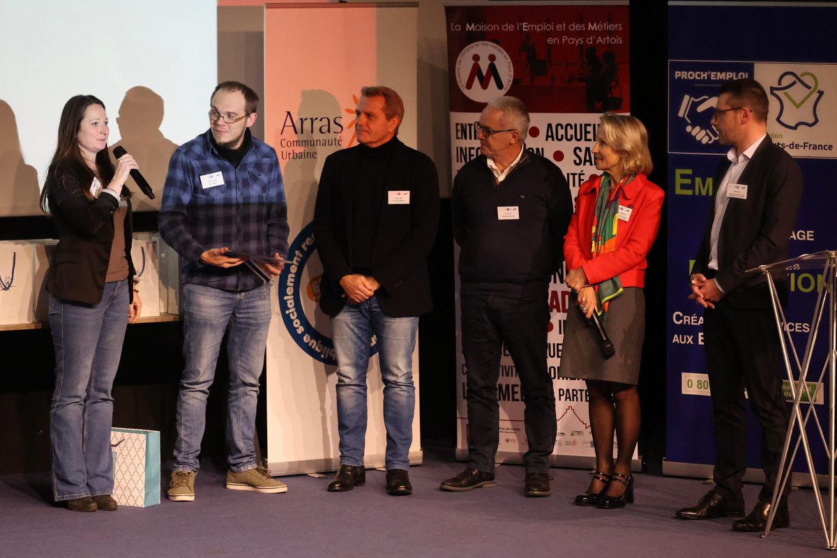 GrandArras's tweet photo. ✅les trophées Employeurs, démarquez-vous de @MEM_Arras 
📍attractivité de l’entreprise - se démarquer pour mieux recruter : Cap Intérim France et Groupe Carré 
📍qualité de vie au travail - agir au quotidien pour fidéliser ses salariés : On Air et NXT Food Accro https://t.co/L2URDJ84cd