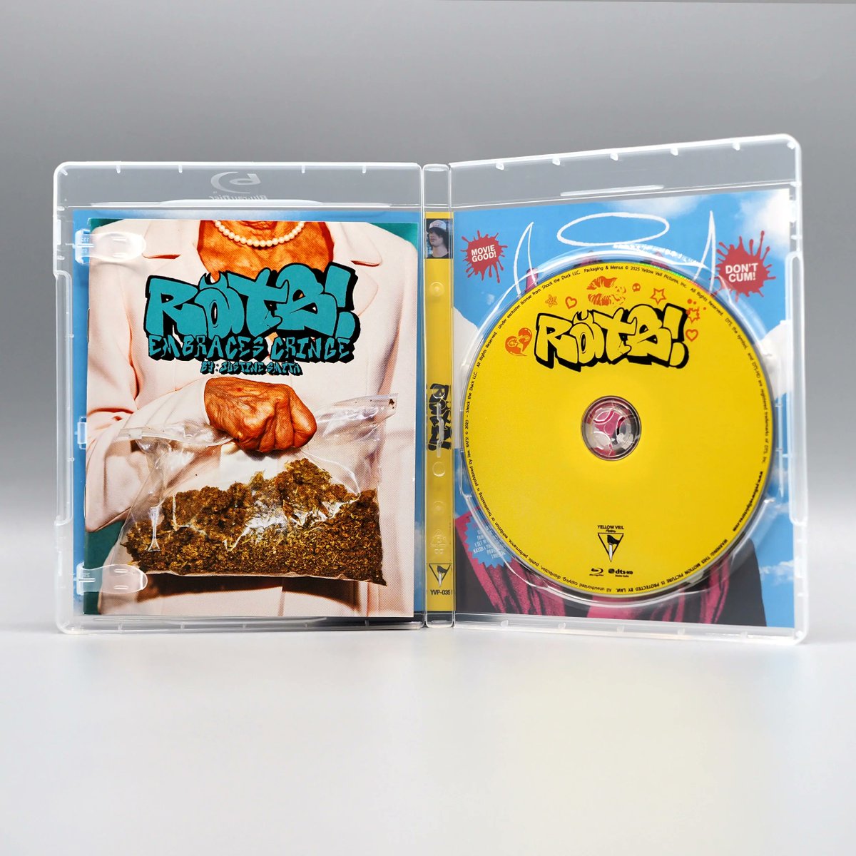 The cats want RATS! 🐀

RATS! Blu-rays are running low (less than 200 at the time of this post) on the <a href="/VinegarSyndrome/">Vinegar Syndrome</a> site! This is a special limited edition slipcover. Don't miss out. Get your Blu-ray here: vinegarsyndrome.com/collections/ye…