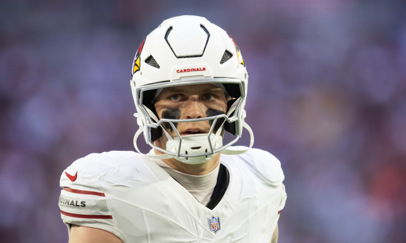 ❓ Go overweight on Zonovan Knight?
❓ Brandon Aubrey makes 5 field goals?

Read the NFL Week 9 MNF Expert Survey with
<a href="/RG_Notorious/">Derek Farnsworth</a>, <a href="/playerqDFS/">Neil Orfield</a>, <a href="/DavisMattek/">Davis Mattek</a>, <a href="/headchopper/">Chop</a>: rotogrinders.com/articles/nfl-d…