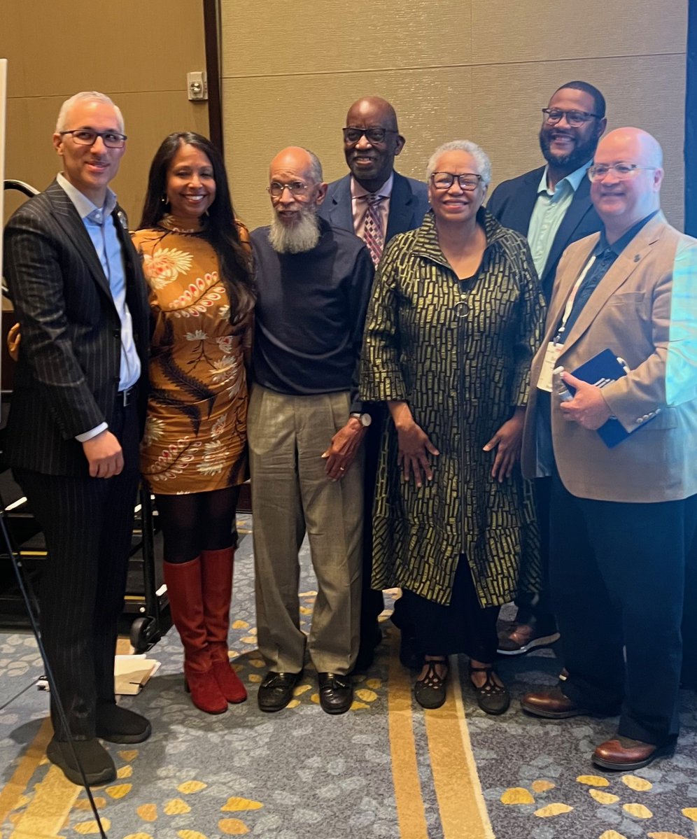 MomsHealthEQ's tweet image. Thank you to Dean @DanielEDawes @MeharryMedical School of Global Health for hosting a stimulating and informative expert panel discussion at @APHAAnnualMtg focused on the social, political, economic, and environmental drivers of mental health inequities.