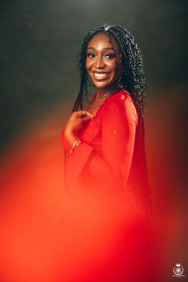 thatekosodinboy's tweet image. Portraits of Uche as she celebrates another year around the sun❤️

Photos by yours Truly🙌🏾.
Send your love❤️